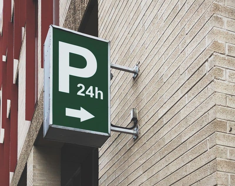 An Event Planner’s Guide To Finding The Ideal Conference Venue 4 Event Parking